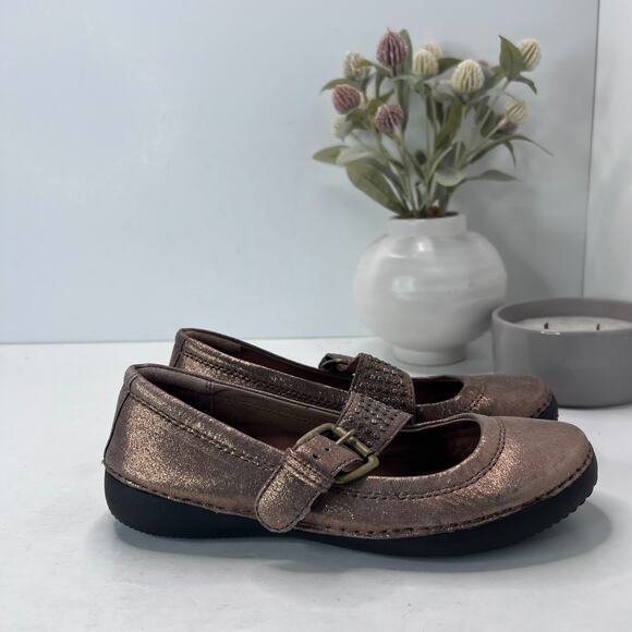 Vionic Shoes Goleta Mary Jane Bronze Metallic Studded Strap Womens 6 NWOB - Picture 4 of 9